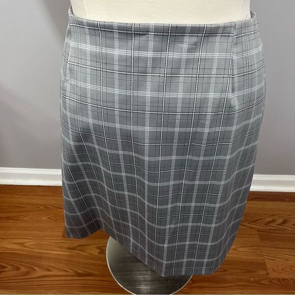 Gray Pin Stripe Check Front Pocket Skirt - 22/24W‎ - Picture 10 of 13